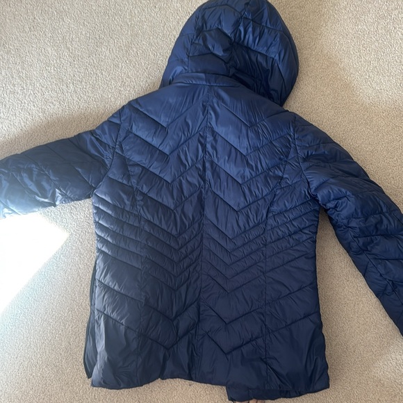 Down jacket - Picture 3 of 3